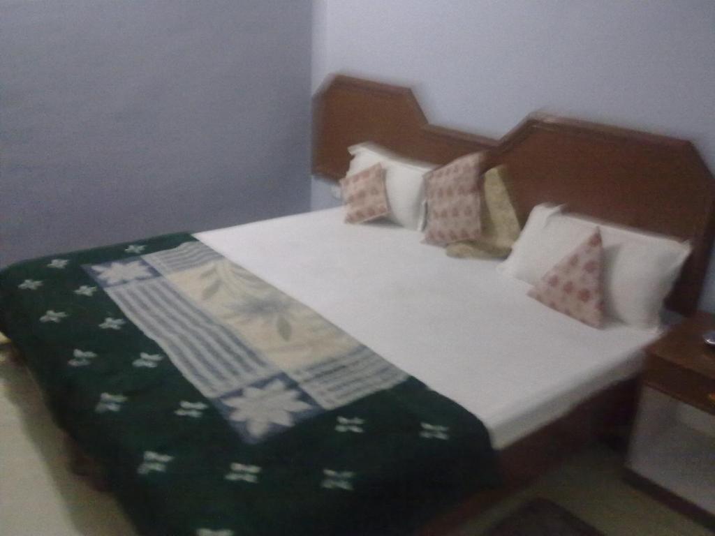 קג'ורהו Krishna Cottage חדר תמונה