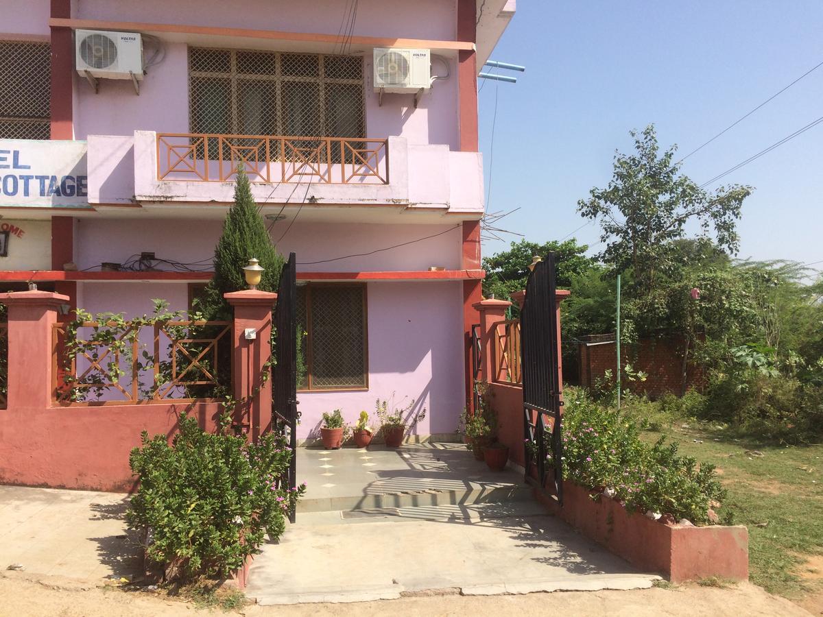 קג'ורהו Krishna Cottage מראה חיצוני תמונה